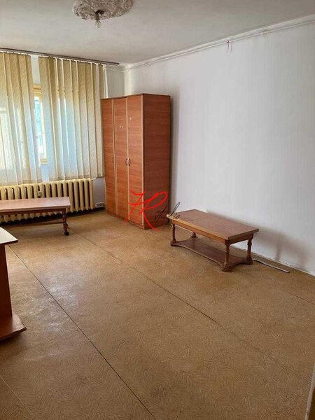 Doamna Ghica/ Colentina Vanzare garsoniera decomandata